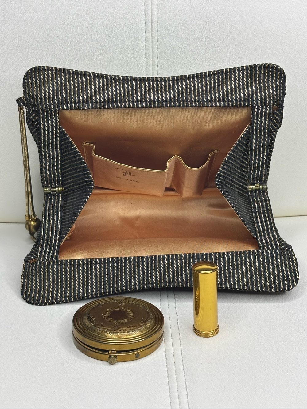 Vintage 1950s Zell Fifth Avenue vanity evening clutch - Picture 7 of 9